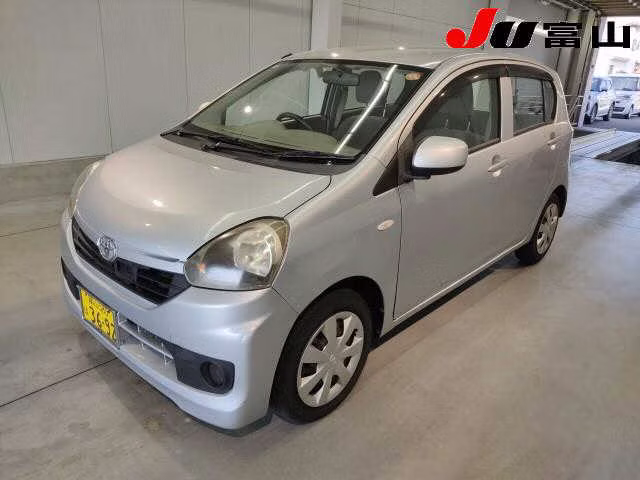 TOYOTA PIXIS EPOCH
