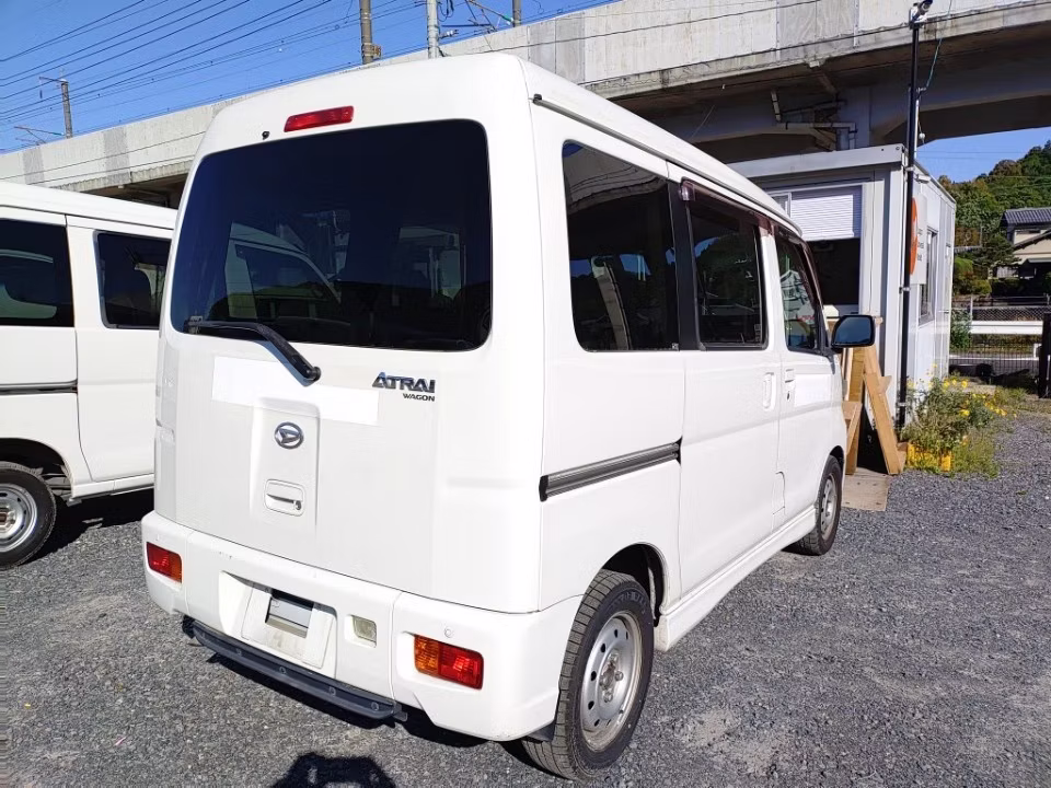 DAIHATSU ATRAI