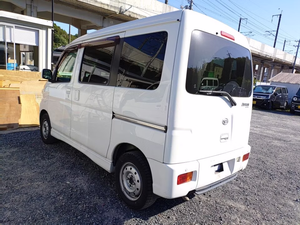 DAIHATSU ATRAI