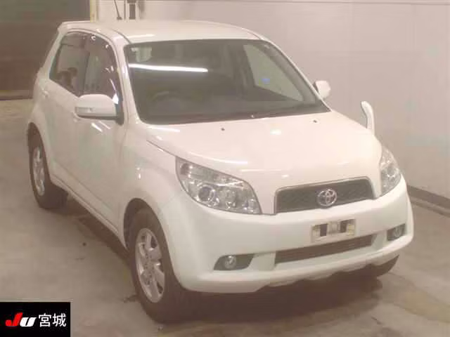 TOYOTA RUSH