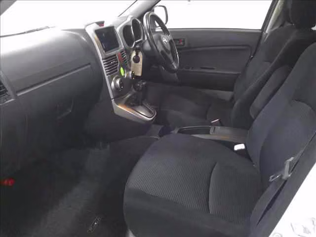 TOYOTA RUSH