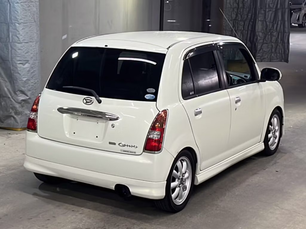 DAIHATSU MIRA GINO
