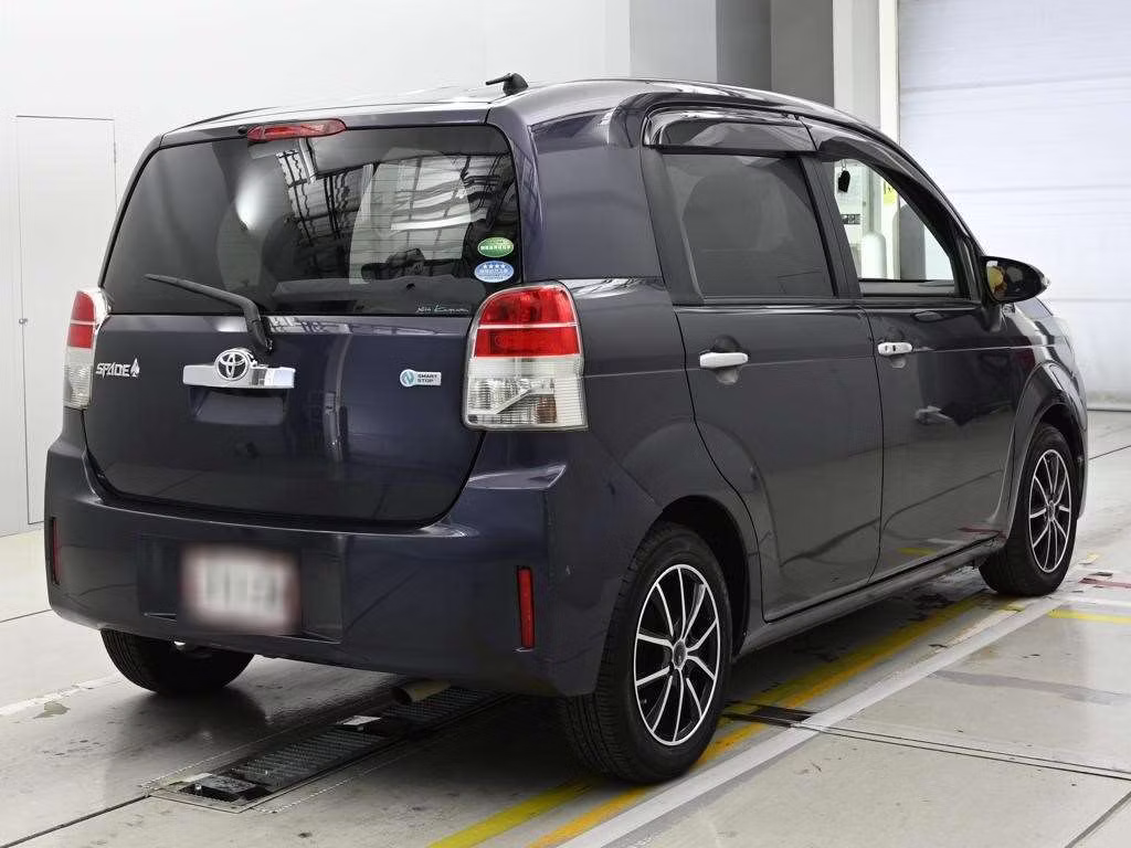 TOYOTA SPADE