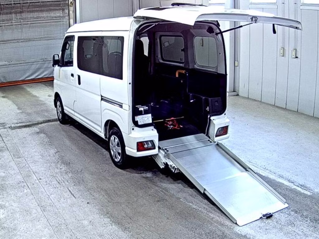 DAIHATSU ATRAI