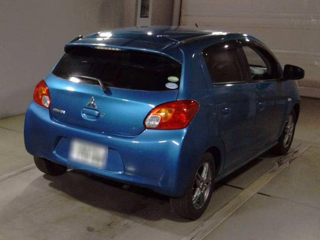 MITSUBISHI MIRAGE