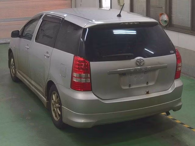 TOYOTA WISH
