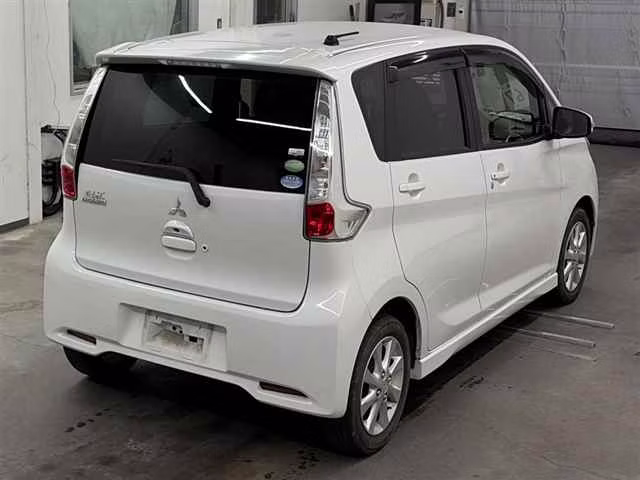 MITSUBISHI EK CUSTOM