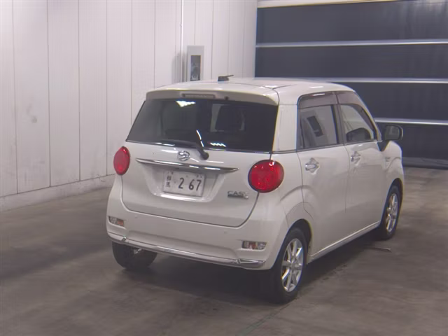DAIHATSU CAST