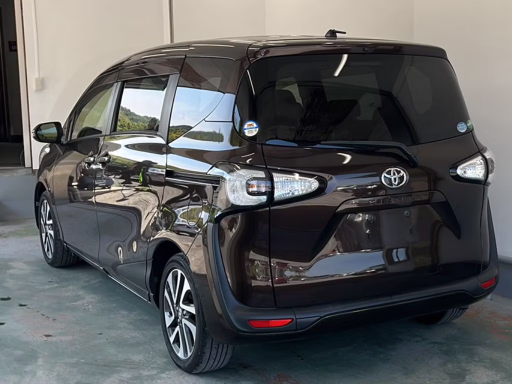 TOYOTA SIENTA