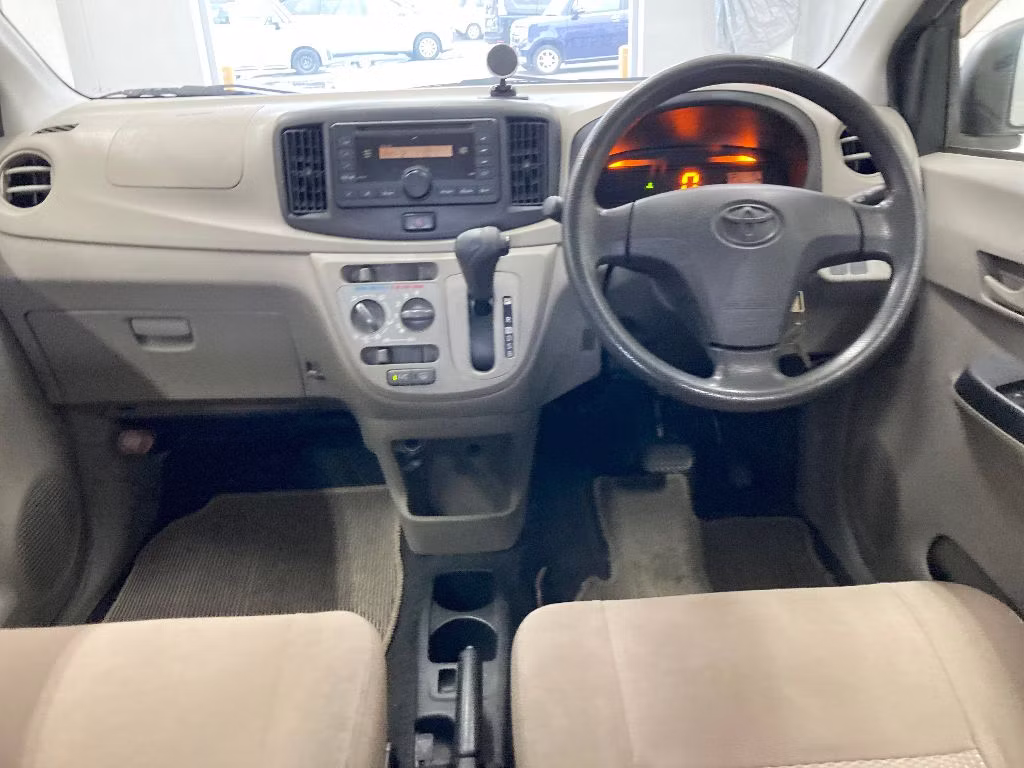 TOYOTA PIXIS EPOCH