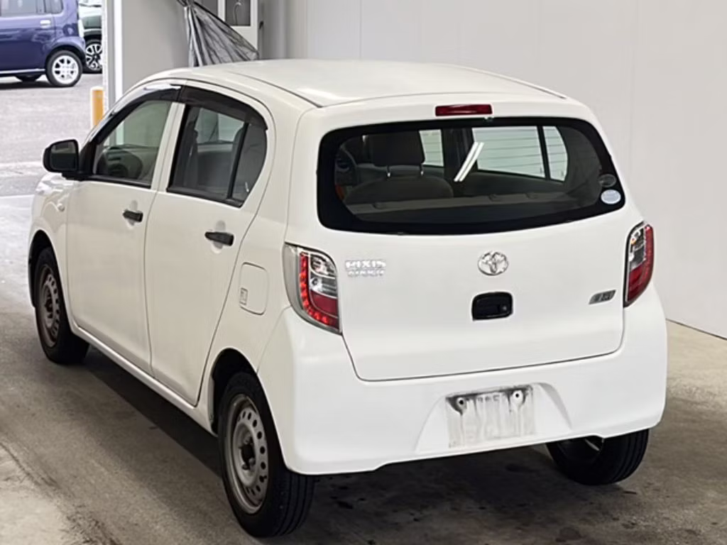 TOYOTA PIXIS EPOCH
