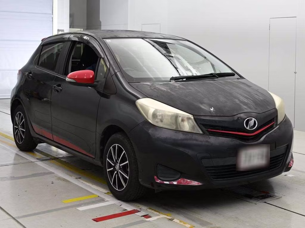 TOYOTA VITZ