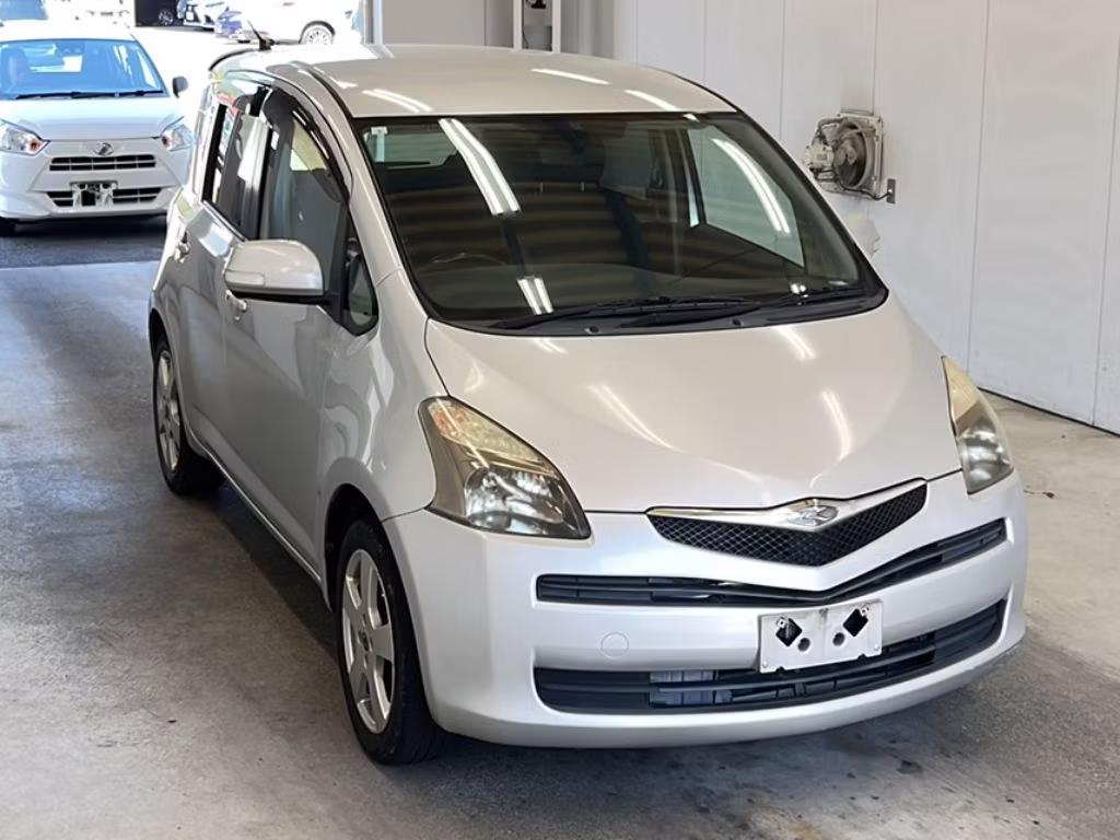 TOYOTA RACTIS
