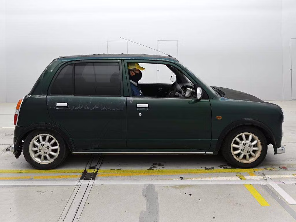 DAIHATSU MIRA GINO