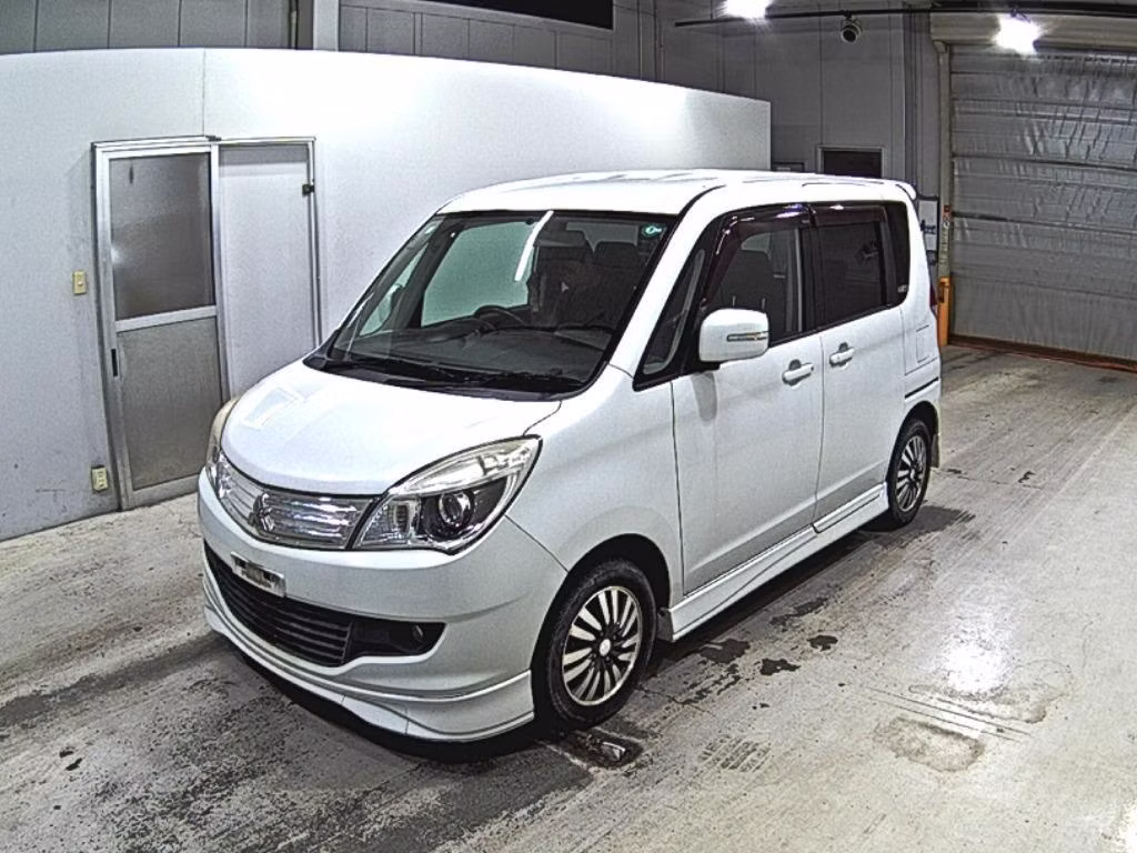 MITSUBISHI DELICA D:2