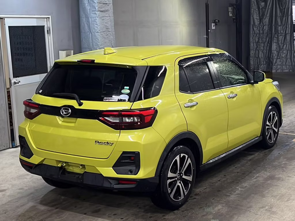 DAIHATSU ROCKY