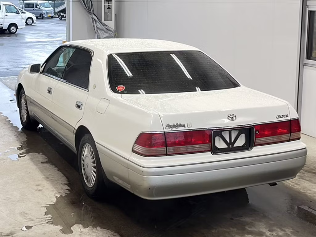TOYOTA CROWN