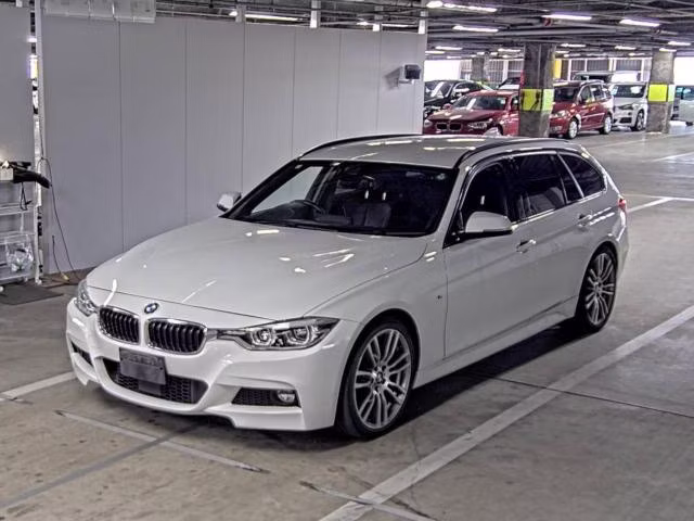 BMW 3-SERIES