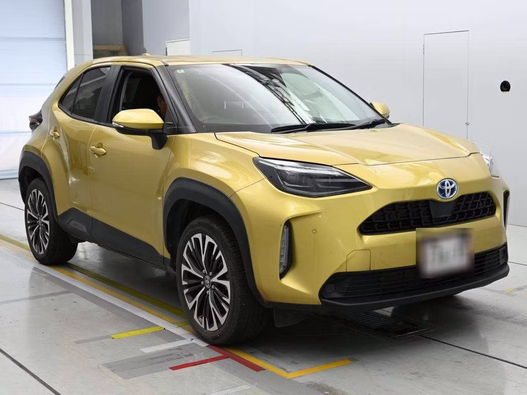 TOYOTA YARIS CROSS