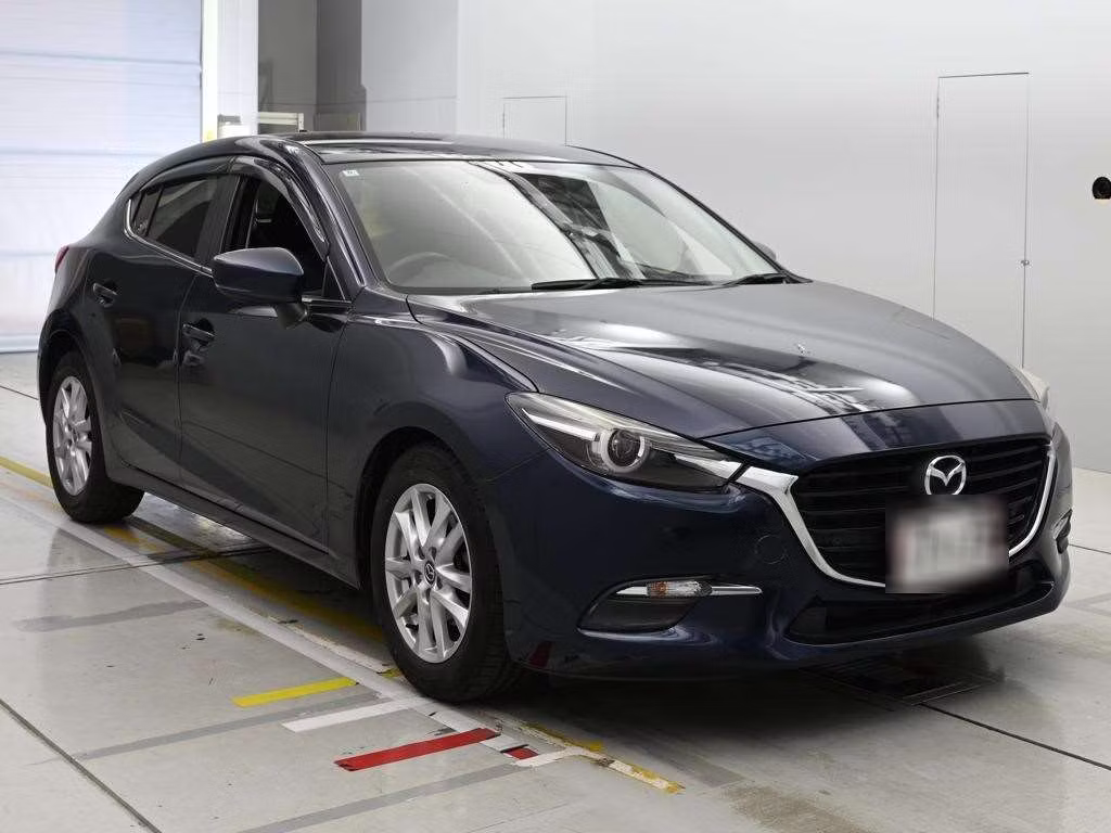 MAZDA AXELA