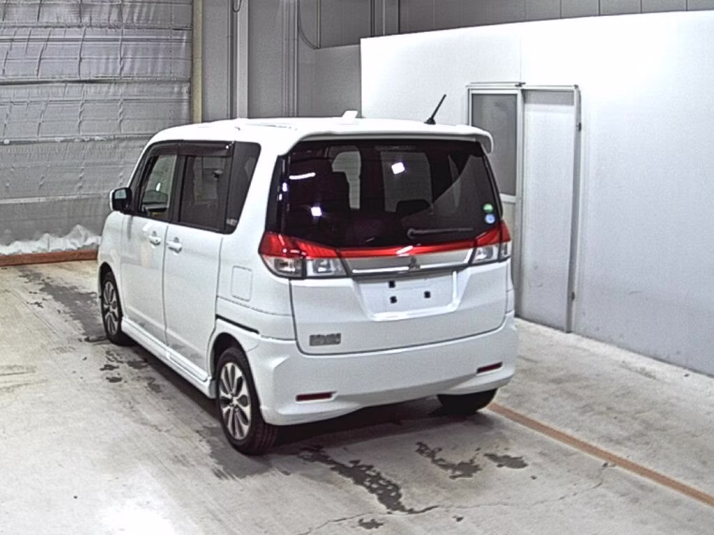 MITSUBISHI DELICA D:2