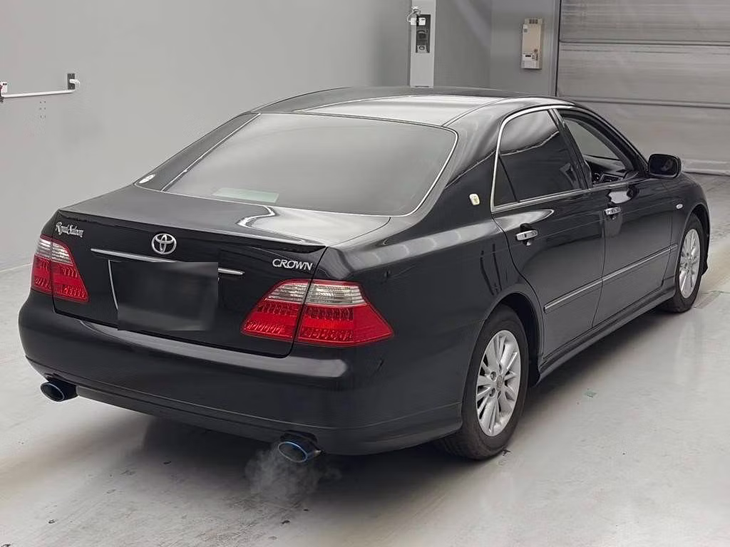 TOYOTA CROWN