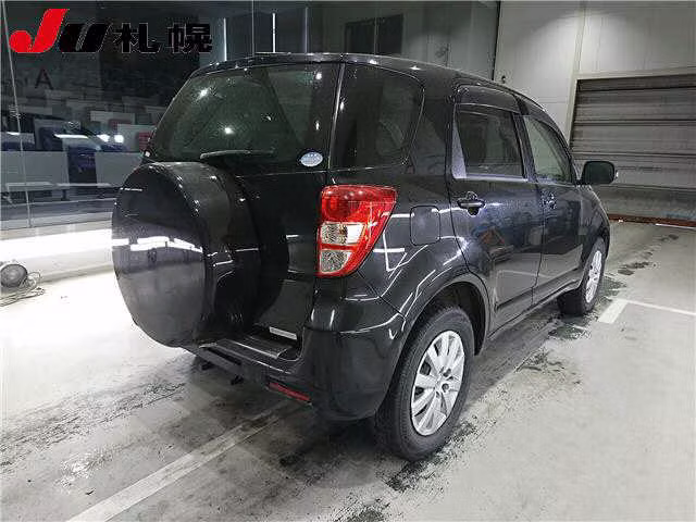 TOYOTA RUSH