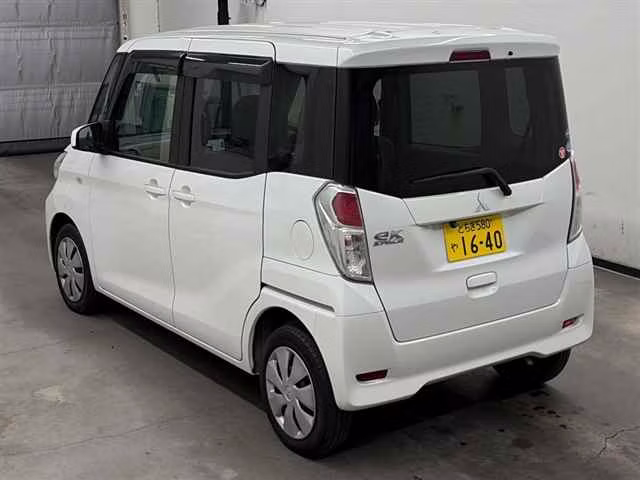 MITSUBISHI EK SPACE
