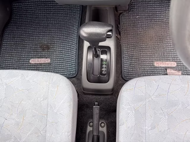 MITSUBISHI MINICA