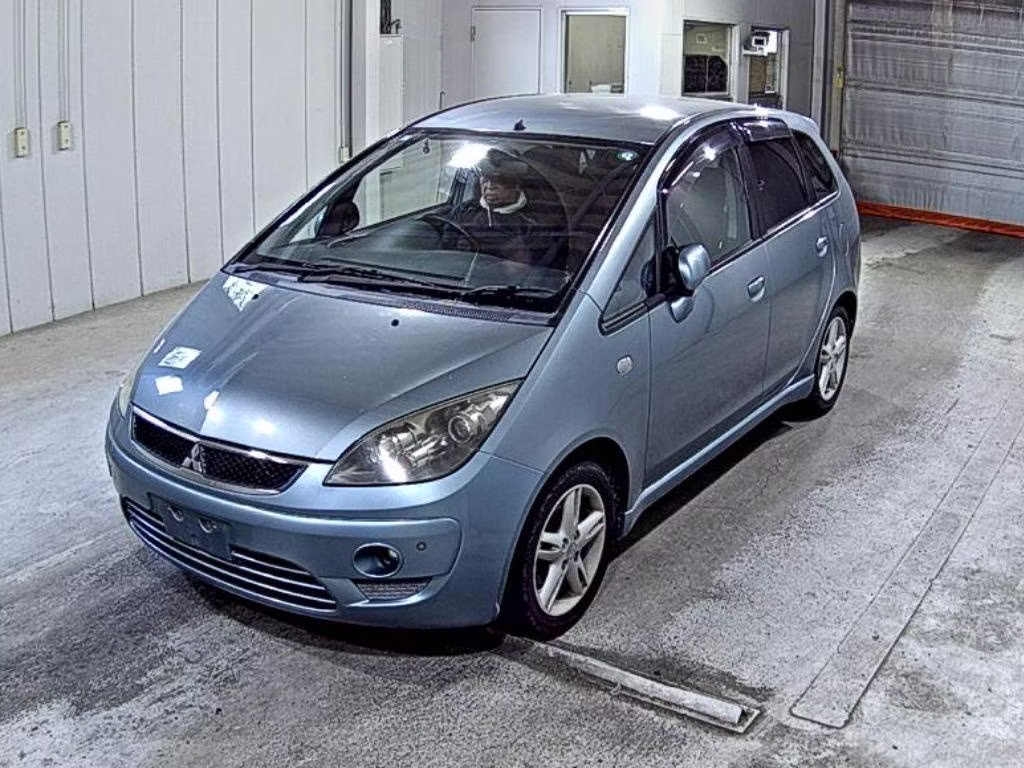 MITSUBISHI COLT PLUS