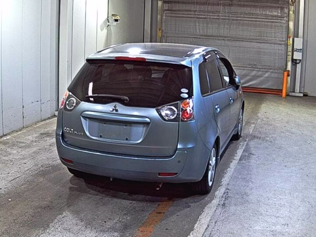 MITSUBISHI COLT PLUS