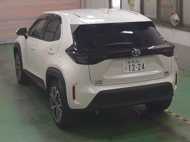 TOYOTA YARIS CROSS
