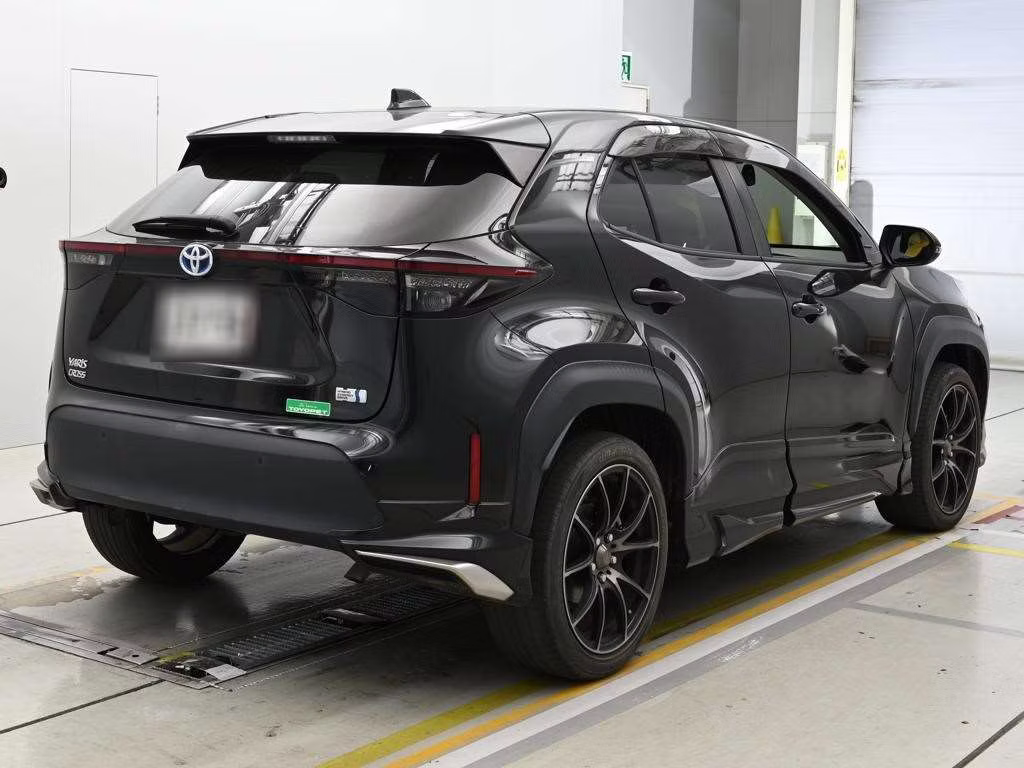 TOYOTA YARIS CROSS