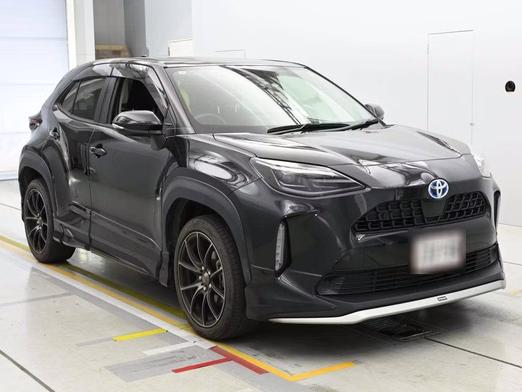 TOYOTA YARIS CROSS