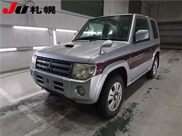 MITSUBISHI PAJERO MINI