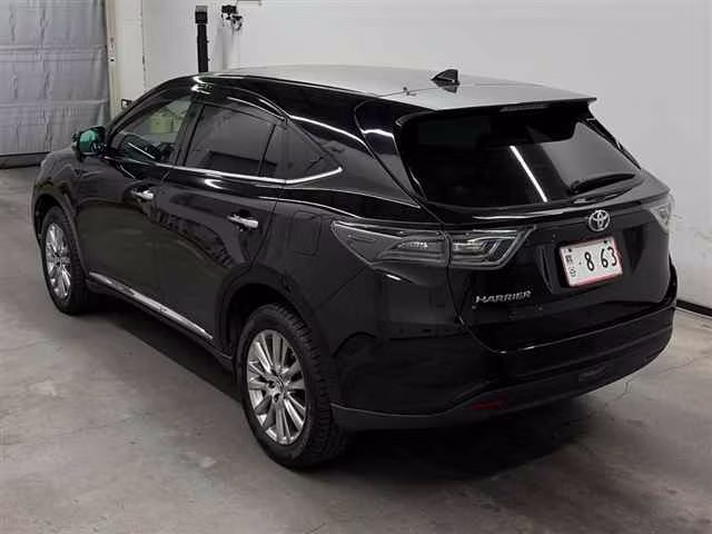TOYOTA HARRIER