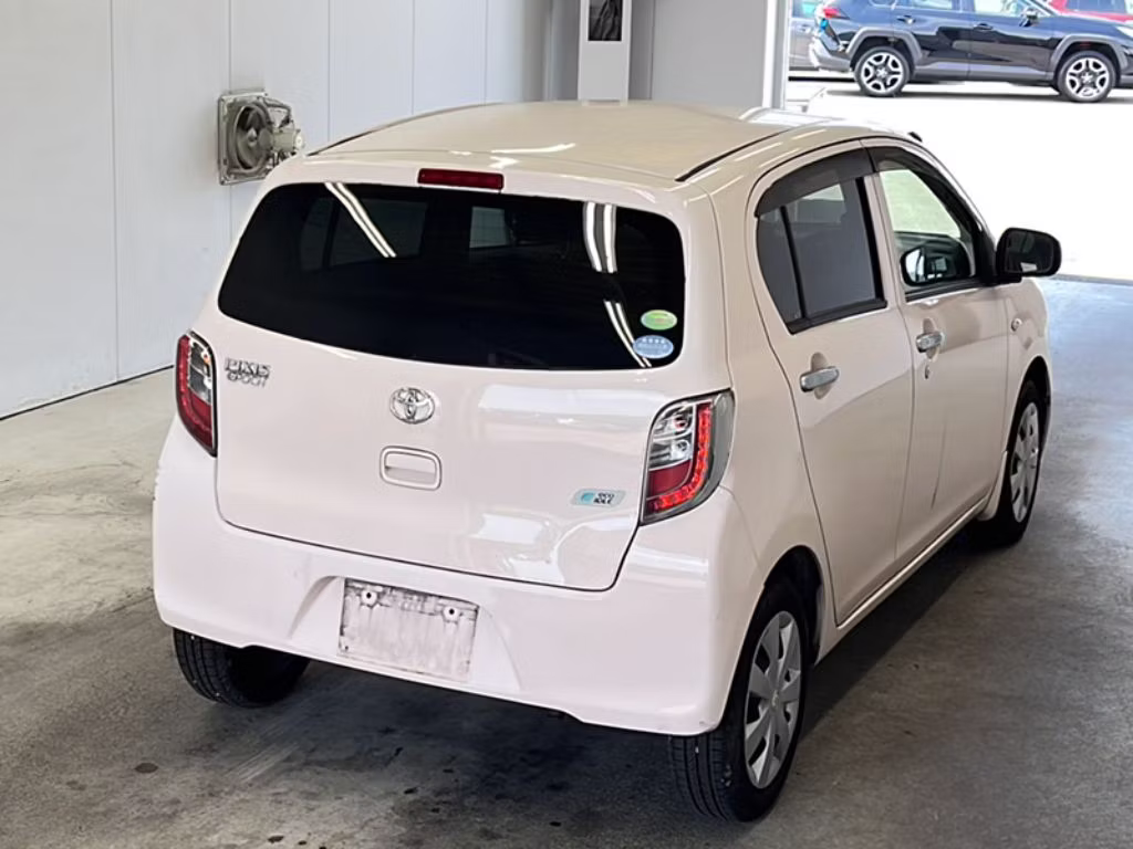 TOYOTA PIXIS EPOCH