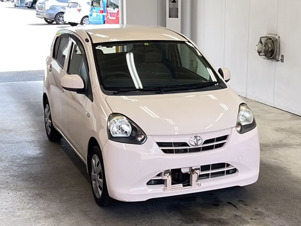 TOYOTA PIXIS EPOCH