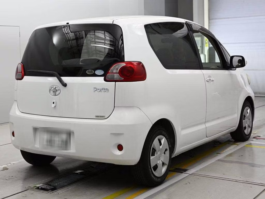 TOYOTA PORTE