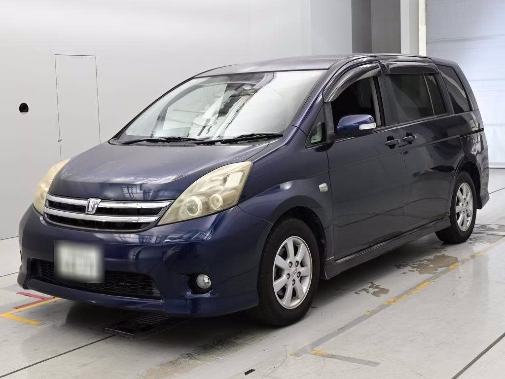 TOYOTA ISIS