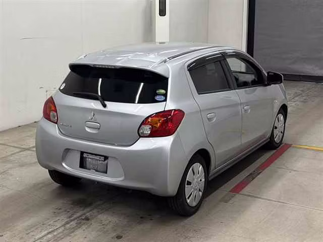 MITSUBISHI MIRAGE