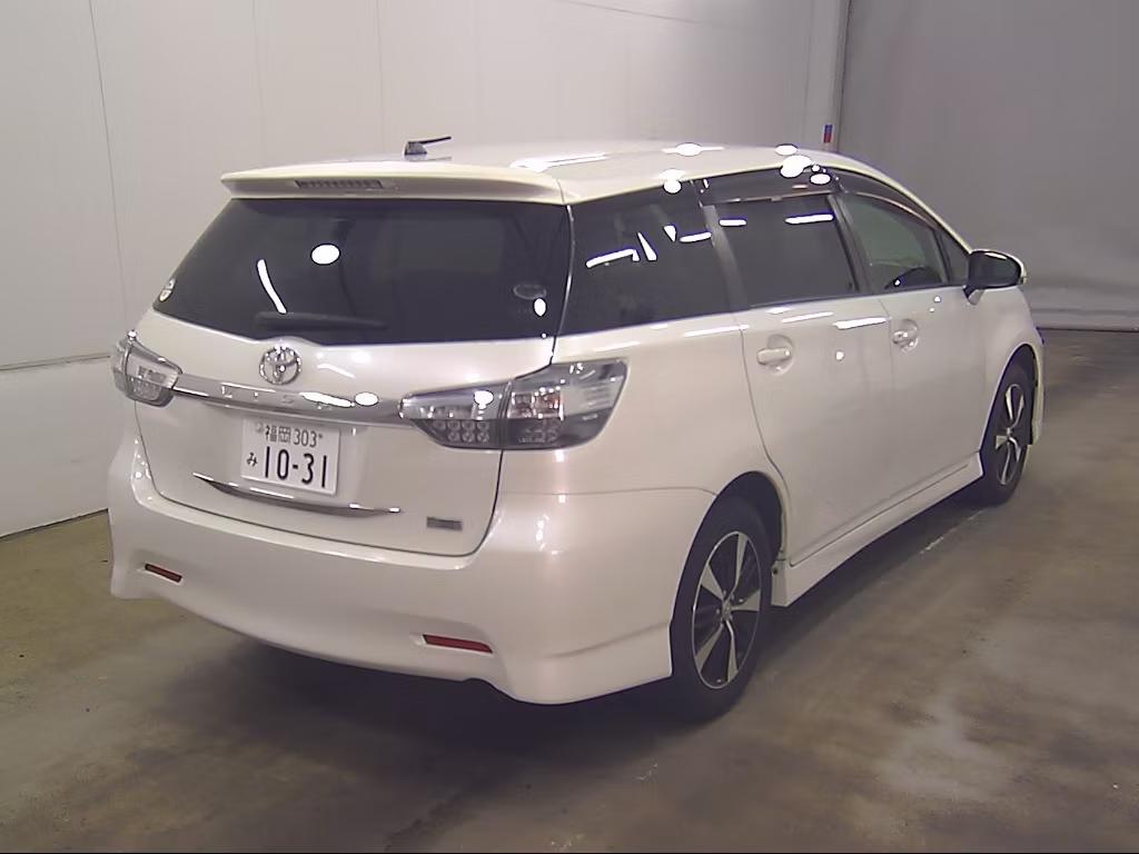 TOYOTA WISH