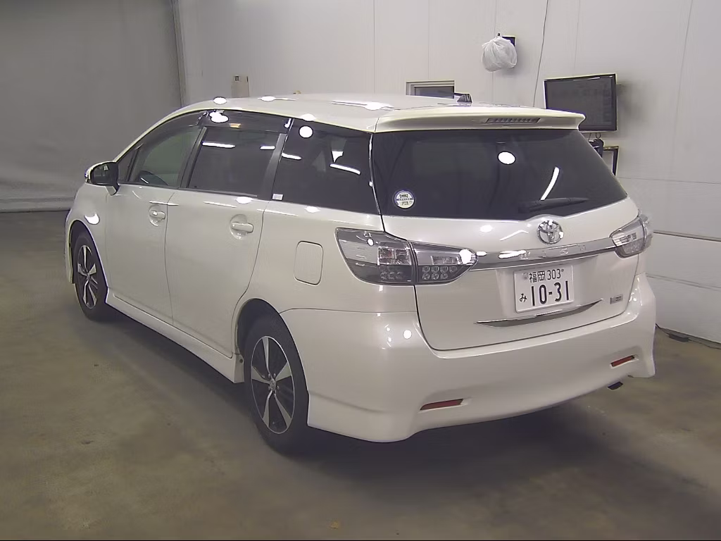TOYOTA WISH