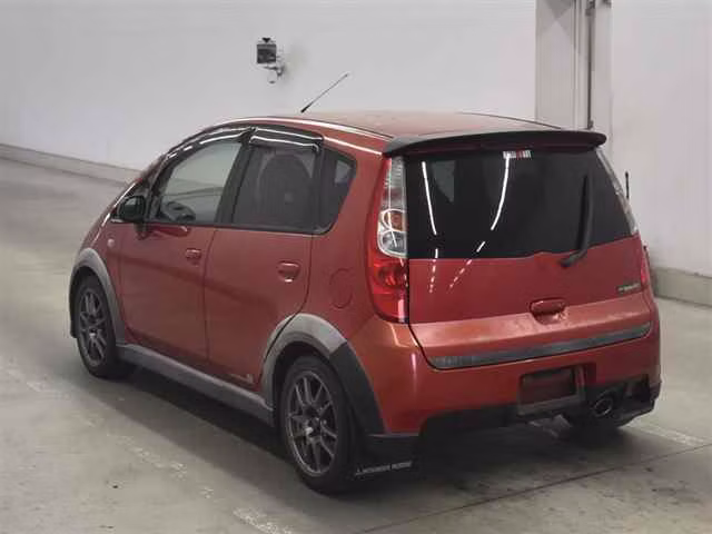 MITSUBISHI COLT