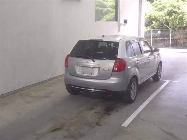 MAZDA VERISA