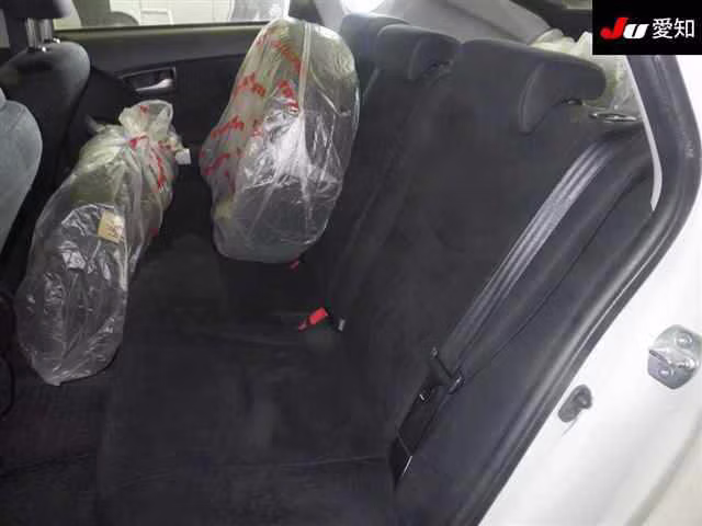 TOYOTA PRIUS PHV