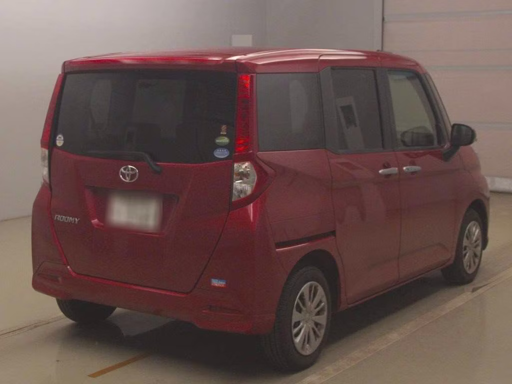 TOYOTA ROOMY