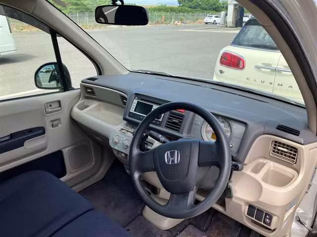 HONDA LIFE