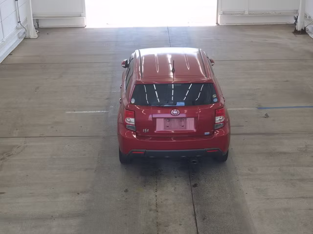 TOYOTA IST