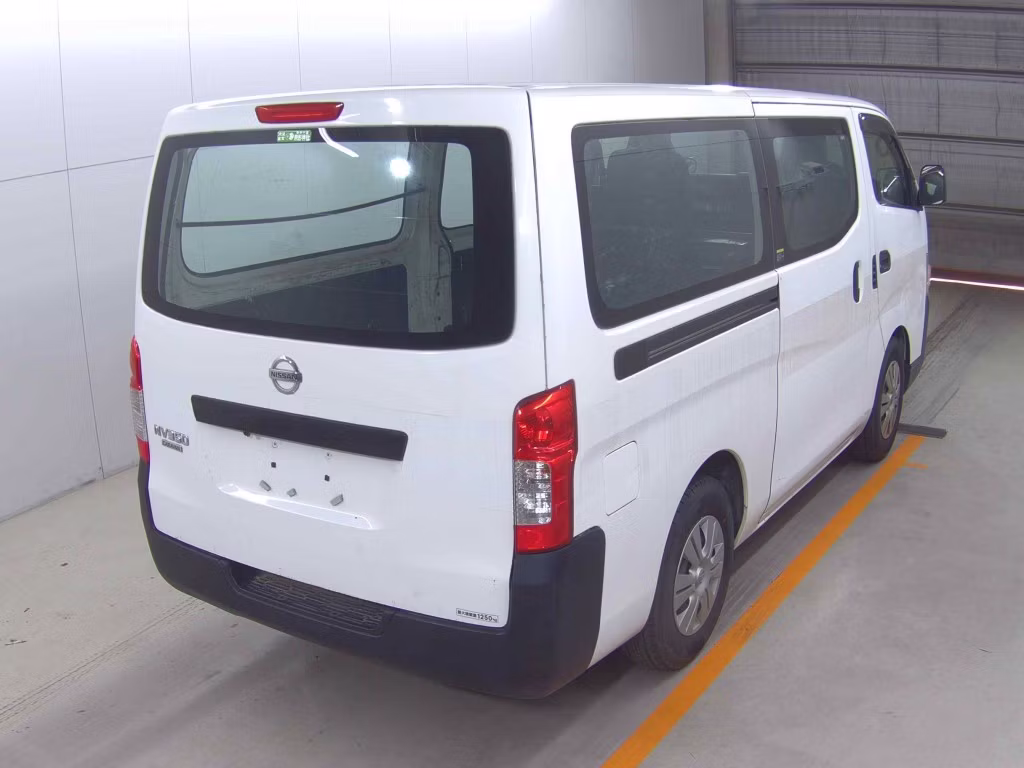 NISSAN NV350 CARAVAN